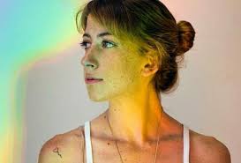 Laura Wrona