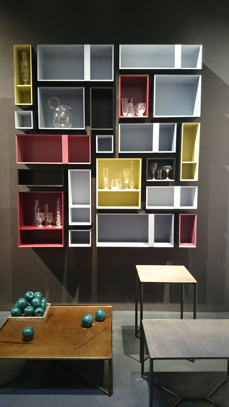 prateleiras-coloridas-design_capodopera-at-salone-del-mobile-2014-_decoreba_design